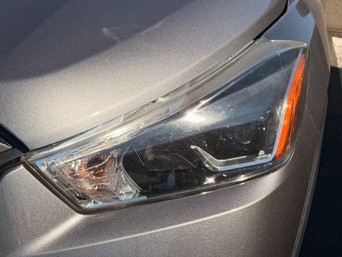 Certified 2018 Nissan Kicks SR w/ Premium Package image 9