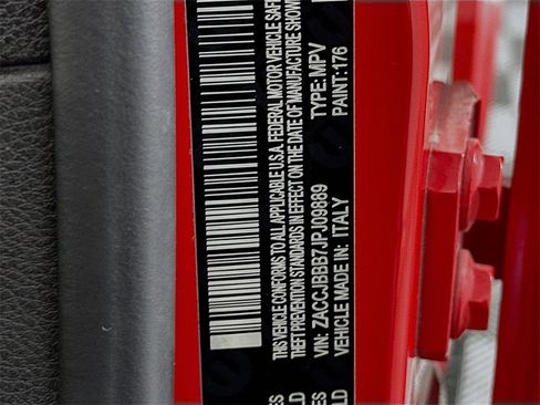 Used 2018 Jeep Renegade Latitude w/ Cold Weather Group image 29