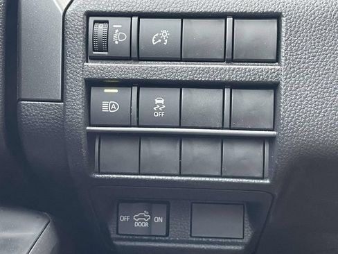 Used 2026 Toyota Tacoma SR5 AWD/4WD image 23