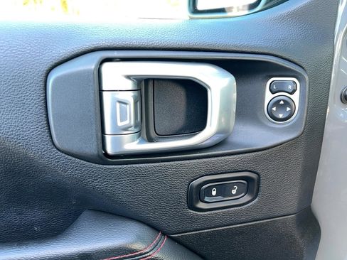 Used 2019 Jeep Wrangler Rubicon image 15