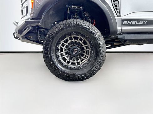 Used 2023 Ford F250 Lariat w/ Lariat Ultimate Package AWD/4WD image 34
