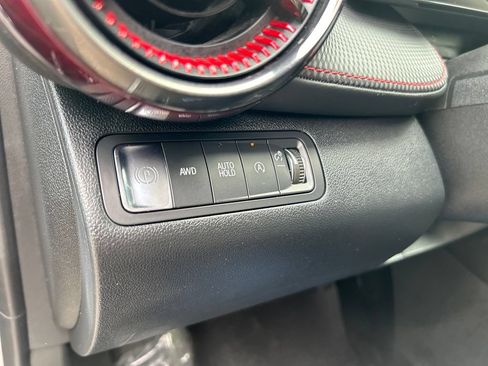 Used 2025 Chevrolet Equinox RS AWD/4WD image 20