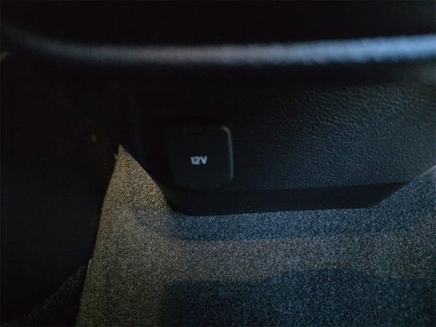 Used 2024 Ford Ranger XL image 23