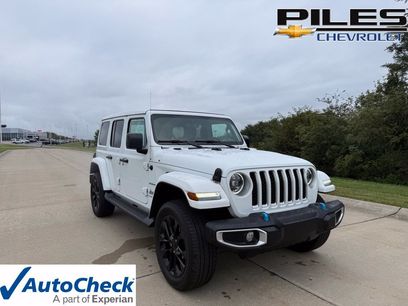 Used 2023 Jeep Wrangler Unlimited Sahara w/ Cold Weather Group