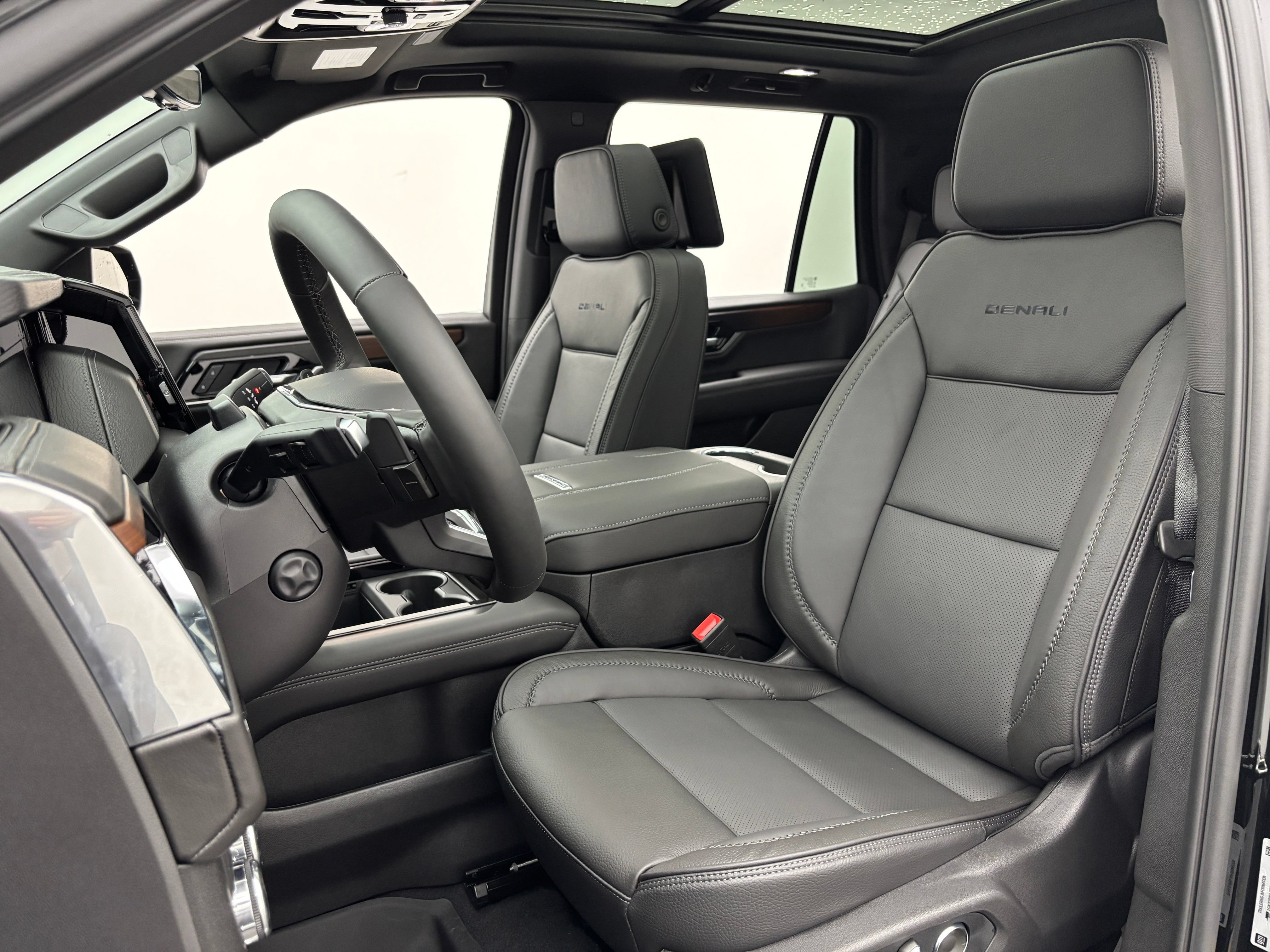 New 2026 GMC Yukon Denali AWD/4WD image 22