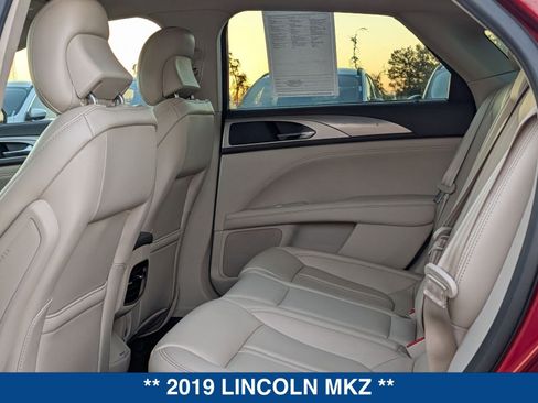 Used 2019 Lincoln MKZ Premiere image 13