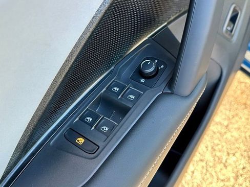 New 2026 Volkswagen Tiguan SE R-Line image 11