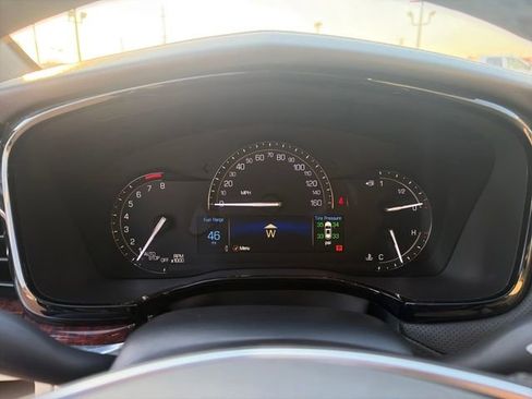 Used 2018 Cadillac XT5 Luxury w/ Driver Awareness Package image 50