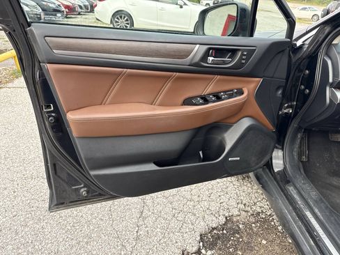 Used 2018 Subaru Outback 2.5i Touring w/ Protection Package #1 AWD/4WD image 21