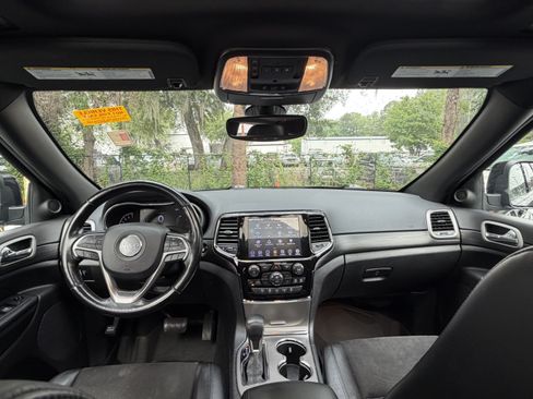 Used 2020 Jeep Grand Cherokee Altitude RWD image 37