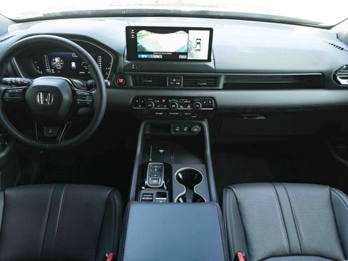 Used 2026 Honda Pilot Black Edition image 27