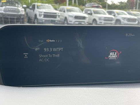 Used 2023 MAZDA MAZDA3 s FWD image 25