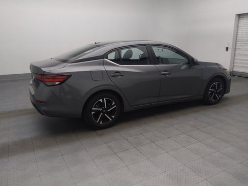 Used 2025 Nissan Sentra SV FWD image 10