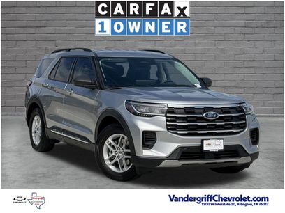 Used 2025 Ford Explorer Active