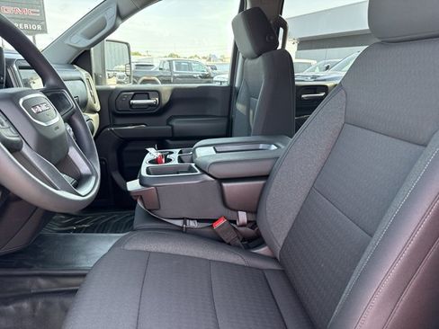 New 2026 GMC Sierra 2500 Pro AWD/4WD image 4