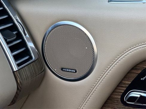 Used 2019 Land Rover Range Rover HSE image 95