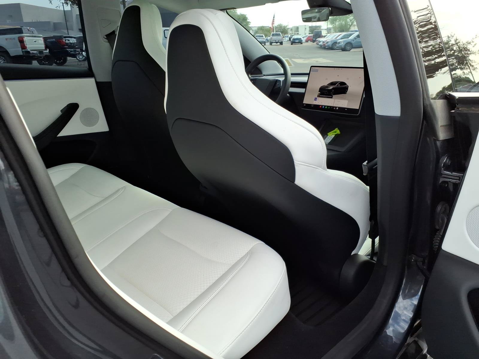 Used 2025 Tesla Model 3 Performance AWD/4WD image 13