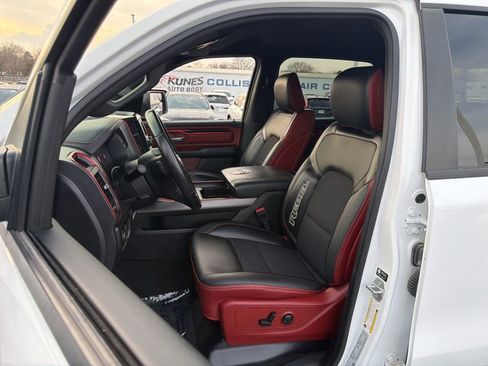 Used 2022 RAM 1500 Rebel AWD/4WD image 22