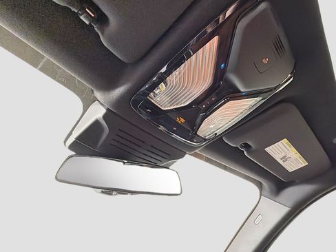 New 2026 BMW X5 xDrive50e w/ Executive Package image 20