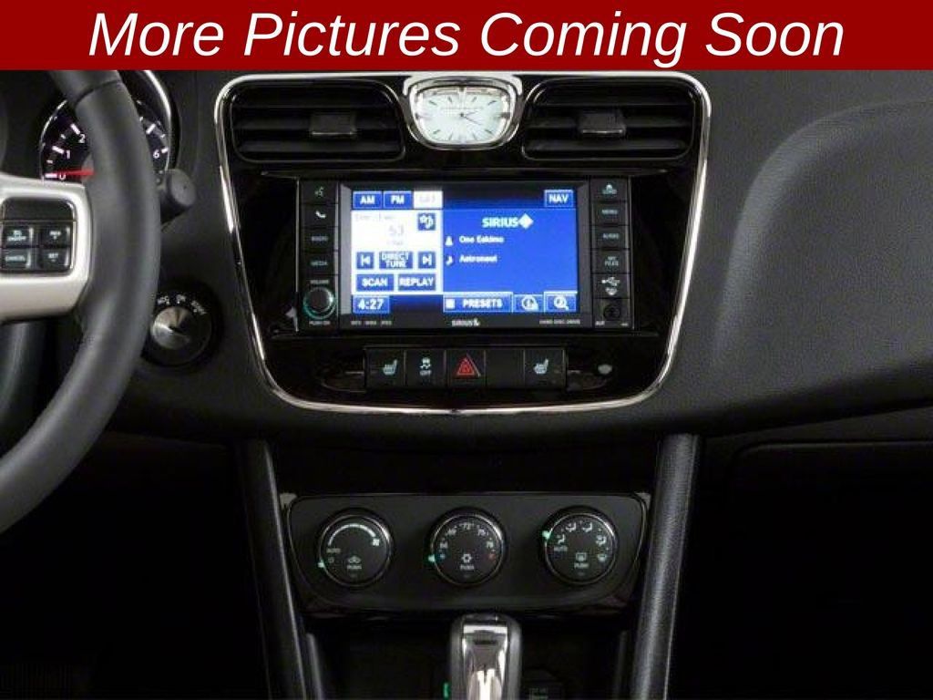 Used 2013 Chrysler 200 Limited FWD image 11