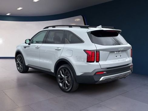 Certified 2023 Kia Sorento SX Prestige image 3