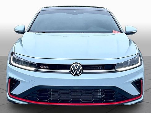 Used 2025 Volkswagen Jetta GLI Autobahn FWD image 4