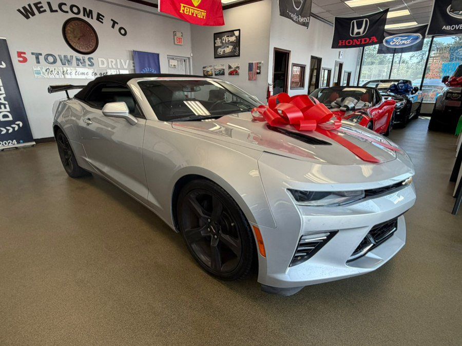 Used 2018 Chevrolet Camaro SS RWD image 45