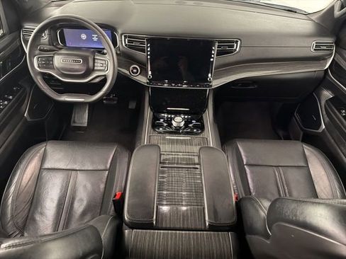 Used 2022 Jeep Wagoneer Series III image 21