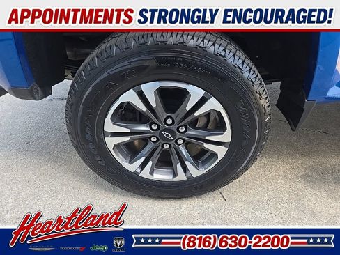 Used 2021 Chevrolet Colorado Z71 AWD/4WD image 34