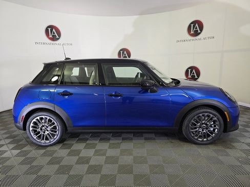 New 2026 MINI Cooper S image 3