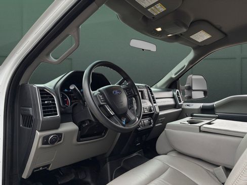 Used 2018 Ford F250 XLT image 14