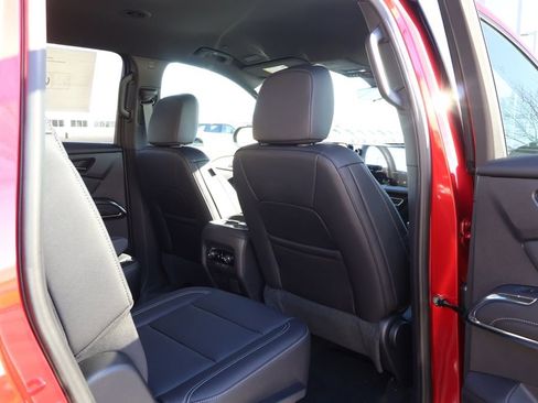 New 2026 Chevrolet Traverse LT image 37