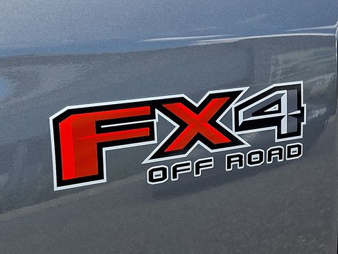 Certified 2025 Ford Ranger XLT w/ FX4 Off-Road Package AWD/4WD image 32