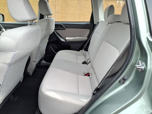 Used 2015 Subaru Forester 2.5i w/ Alloy Wheel Package image 26