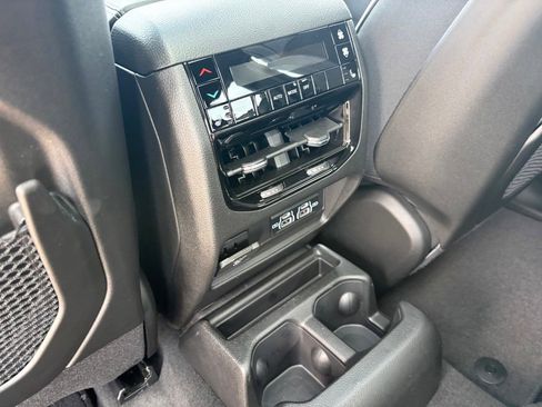 New 2025 Jeep Grand Cherokee L Limited AWD/4WD image 19