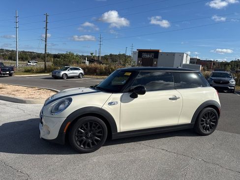 Used 2015 MINI Cooper S image 5