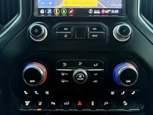 Used 2020 GMC Sierra 2500 AT4 AWD/4WD image 39