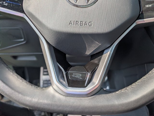 Used 2024 Volkswagen Tiguan SE R-Line AWD/4WD image 17