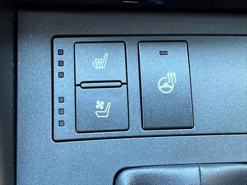 Certified 2023 Lexus IS 350 F Sport RWD image 31