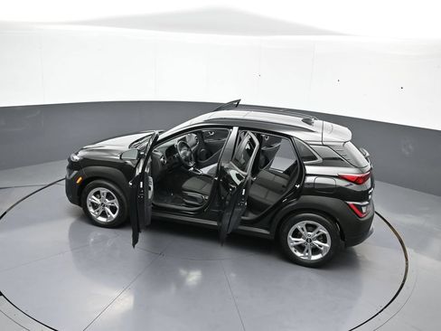 Certified 2022 Hyundai Kona SEL w/ Convenience Package FWD image 44