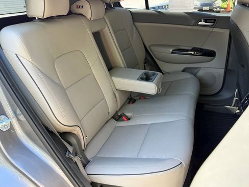 Used 2018 Kia Sportage EX w/ EX Technology Package FWD image 15