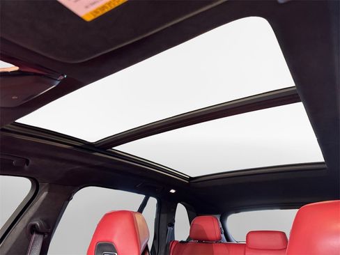 Used 2022 BMW X5 M Competition w/ Competition Package 2 image 23