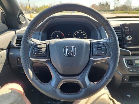 Used 2024 Honda Ridgeline TrailSport image 30