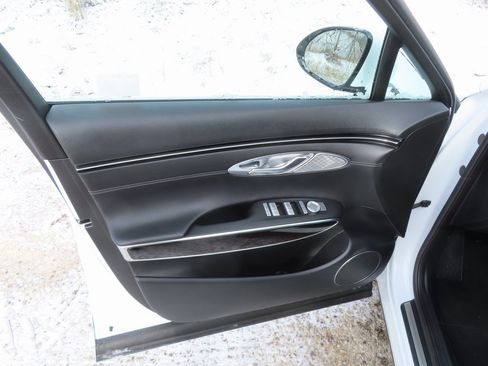 Used 2025 Genesis GV70 2.5T image 29