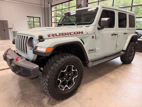 Used 2023 Jeep Wrangler Unlimited Rubicon w/ Cold Weather Group AWD/4WD image 4