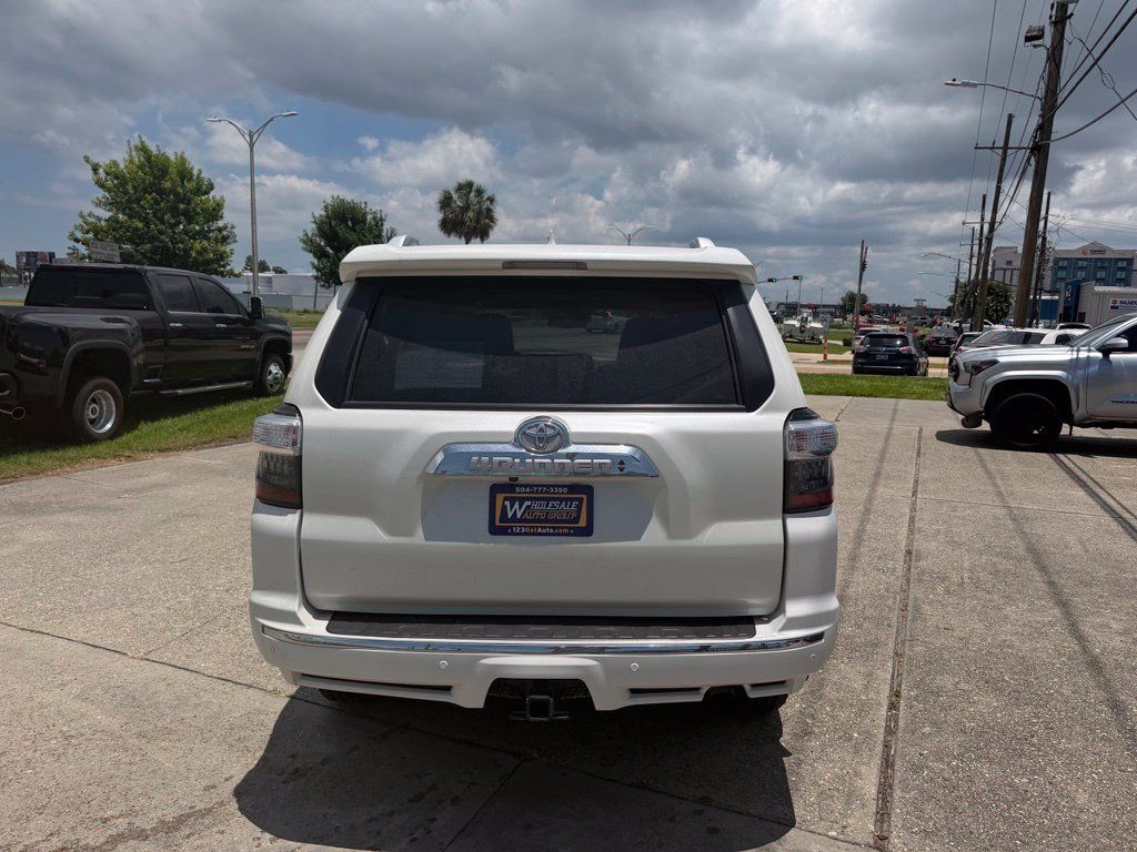 Used 2022 Toyota 4Runner Limited AWD/4WD image 8