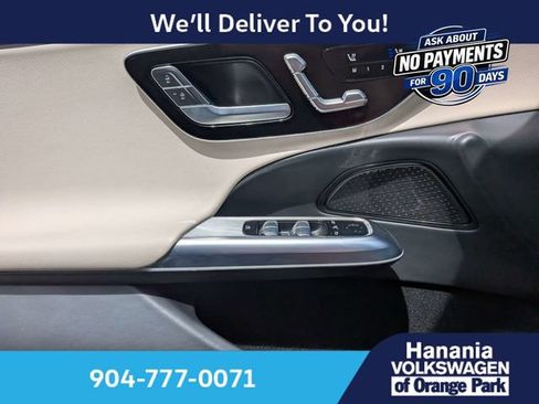 Used 2025 Mercedes-Benz E 350 Sedan image 29
