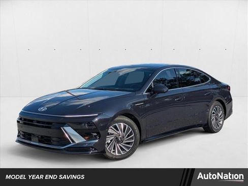 New 2025 Hyundai Sonata Limited image 1