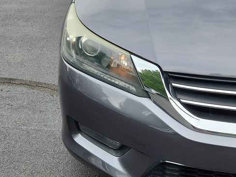 Used 2015 Honda Accord EX-L image 9