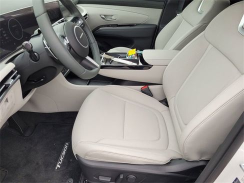 New 2026 Hyundai Tucson Limited image 11